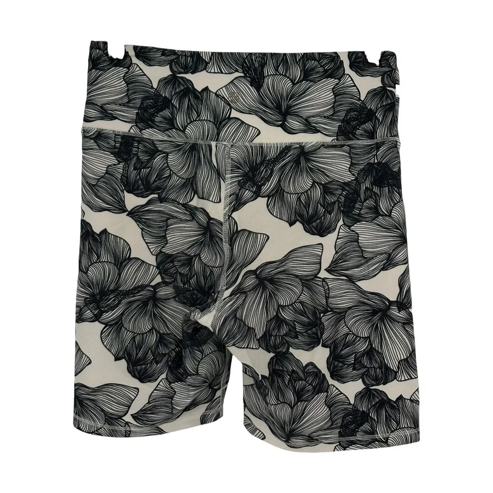Balance Collection Bike Shorts White Black Floral‎ High Rise Large